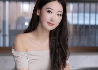秀人网 – Carol周妍希、棉袜，以及那张令人欲罢不能的图片，你看懂了吗？