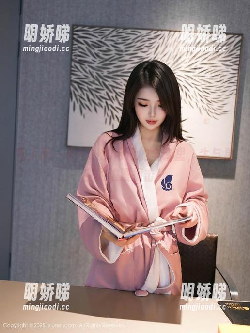 秀人网-KOKO可可 秀人网 - 在KOKO可可的全套里,牛与星空的浪漫撞击!
