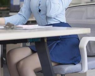 秀人网 – 松开手指，网盘里的伊丽莎有点白妹妹等着我来下载！