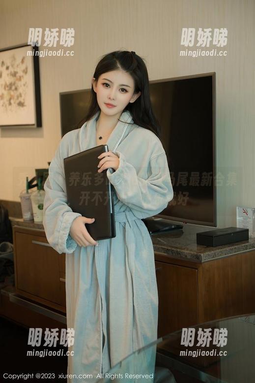 秀人网 - 养乐多DoDo的双马尾最新合集，开不开心，快乐就好