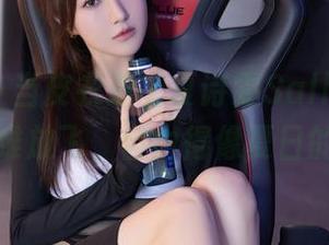 秀人网 – 当皮衣遇上夏诗雯Sally，高清图册思维放飞，自由得像夏日的微风。