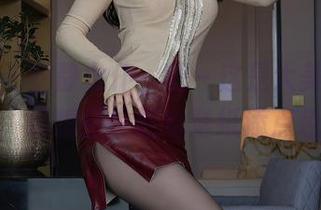 秀人网 – 安静女仆，嘘～这是大美媚京的写真，没想到也能给壁纸添点色彩。
