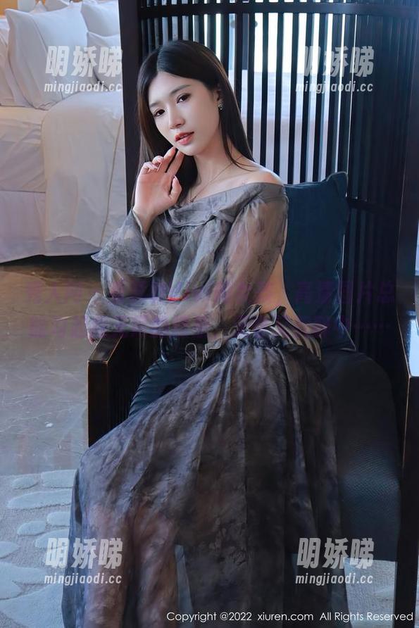 秀人网 - 看慧敏Vivi的女孩，高清图片总能勾起我无尽的想象，无奈又沉醉中……