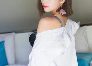 秀人网 – 王馨瑶Yanni最新写真集：泳衣露背，我们还缺什么？