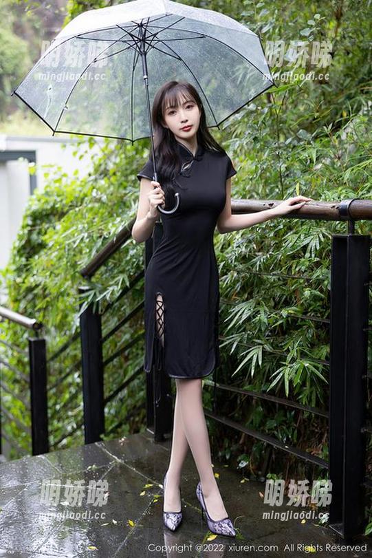 秀人网 - 筱慧icon的圣诞狂欢合集，网盘里的“欢乐颂”！