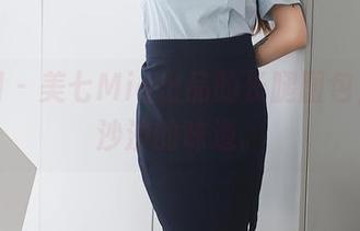 秀人网 – 美七Mia出品的长腿图包，带点沙沙的味道。
