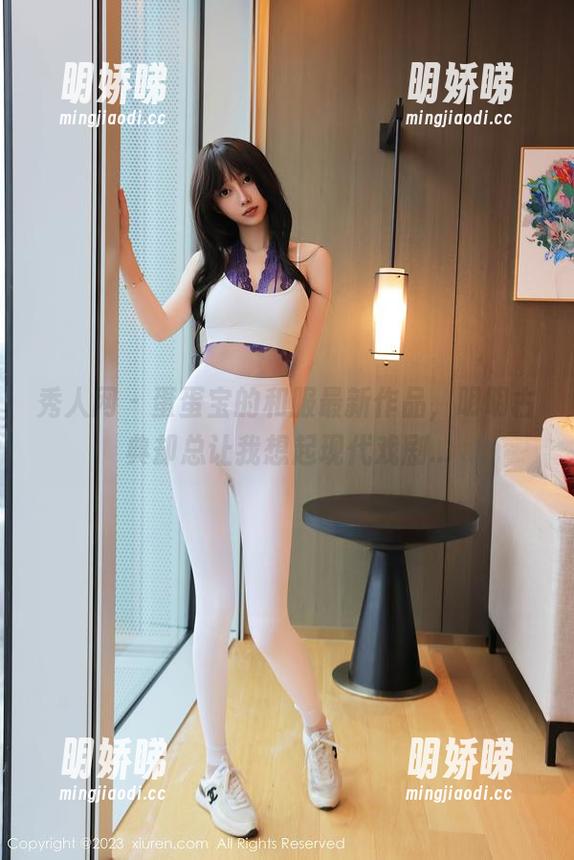 秀人网 - 蛋蛋宝的和服最新作品，明明古典却总让我想起现代戏剧...