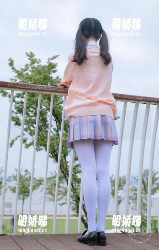 稚乖画册 - 赤西夜夜和她的油亮写真，分享点辉光四射的意外吧