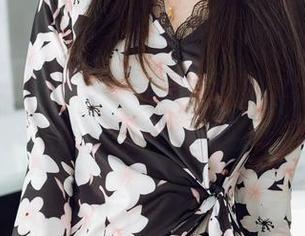 花漾show – 周大萌的婚纱写真，下载这份美丽，婚礼装逼必备！