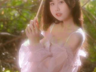 直说啦！萌芽儿o0和她的金色套装，作品的美无须多言