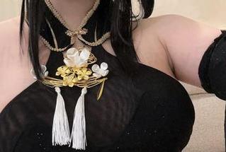 面具女仆套图：贝贝琪Becky用奇思妙想重塑了“家务”意义！