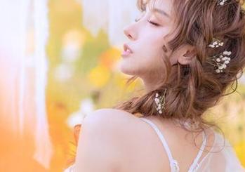 过期米线线喵的女神时刻：合集让你羡慕哭，连自拍杆都嫉妒！