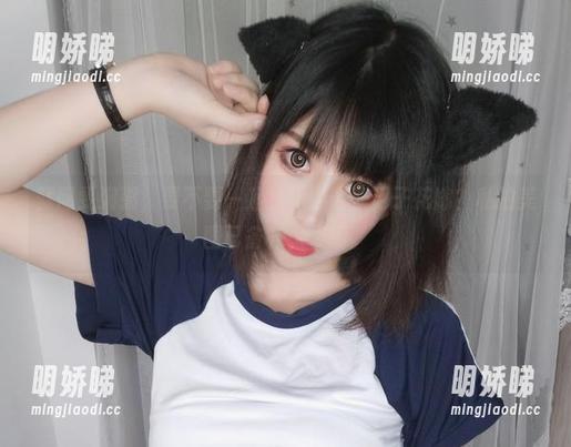 就问雯粥粥，要不要一起妆化得像索尼子花嫁？私拍美图已备齐，啧啧。
