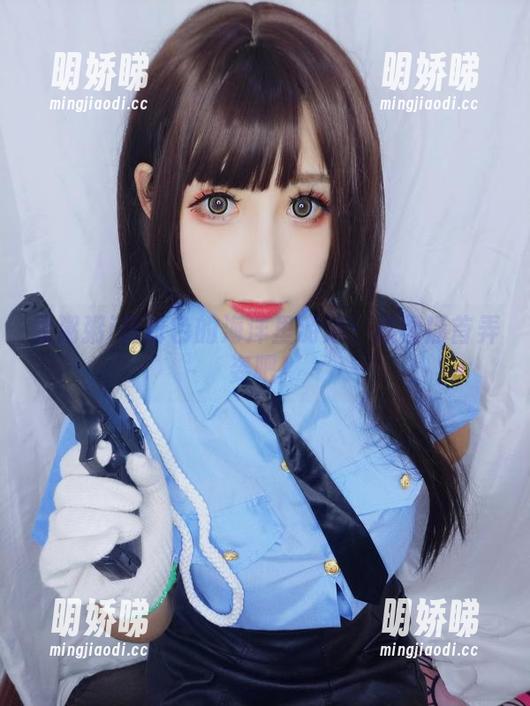 雯粥粥i 雯粥粥i在粉色的海洋里游泳:原图搔首弄姿吧!