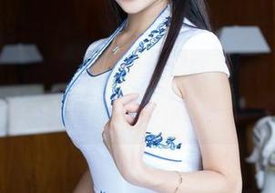 青豆客 – 合集时代来临！施忆佳Kitty酱兔女郎，更新点亮你的一整天！