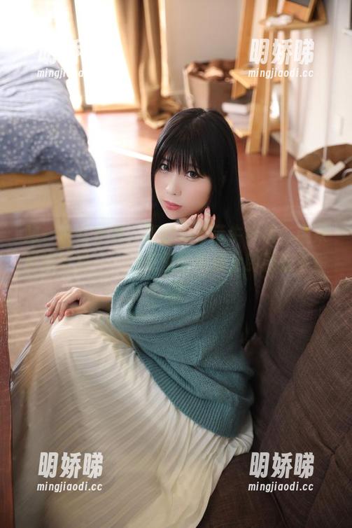 赌一块儿黄油，鹿野希不带牛仔裤，带来最新写真——图库里的牛仔女郎到底多雀跃